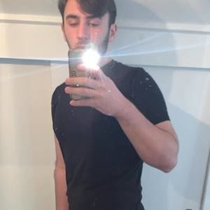 Meet your Posher, Frankie